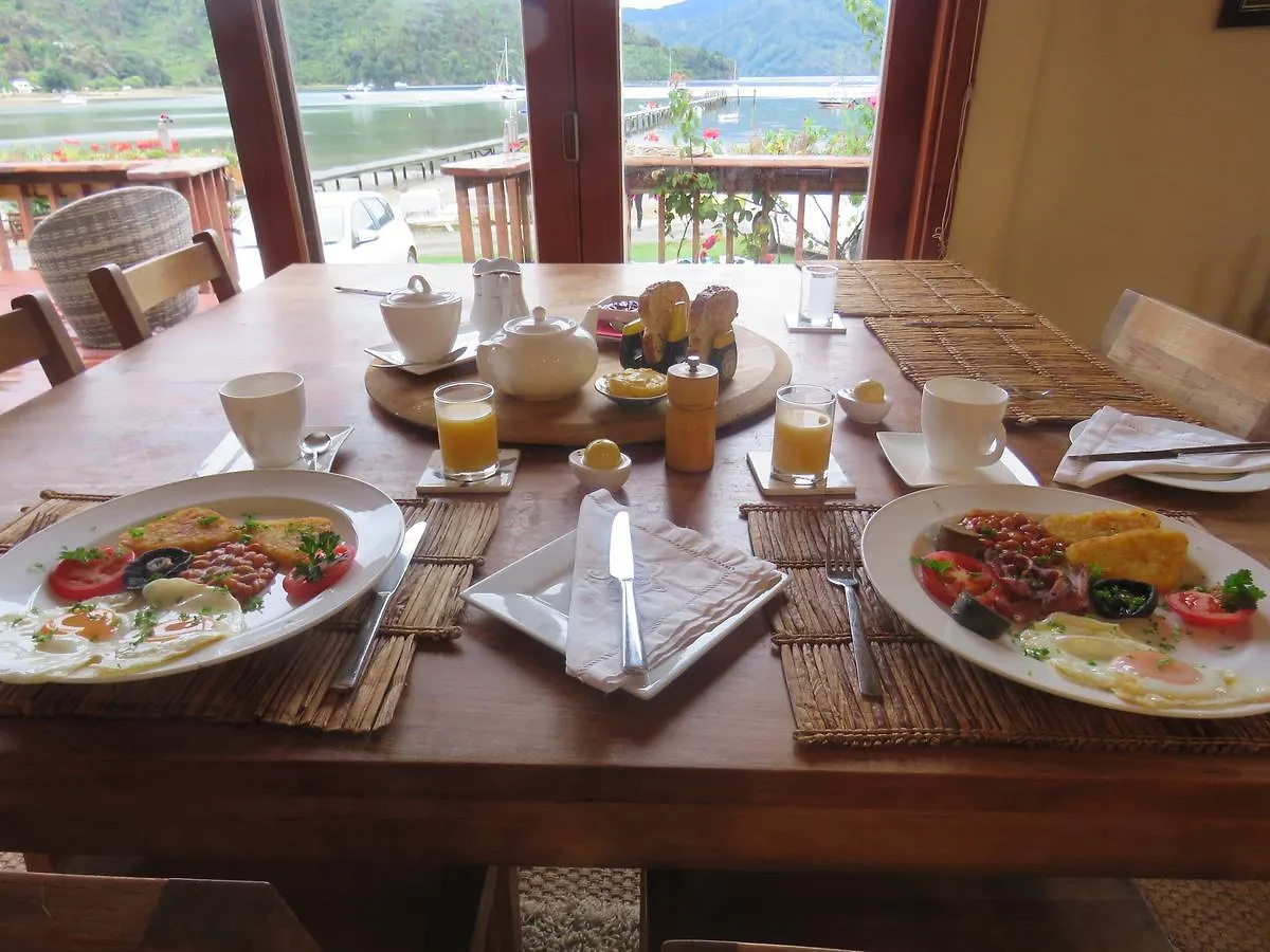 Waterfront Bed And Breakfast Picton